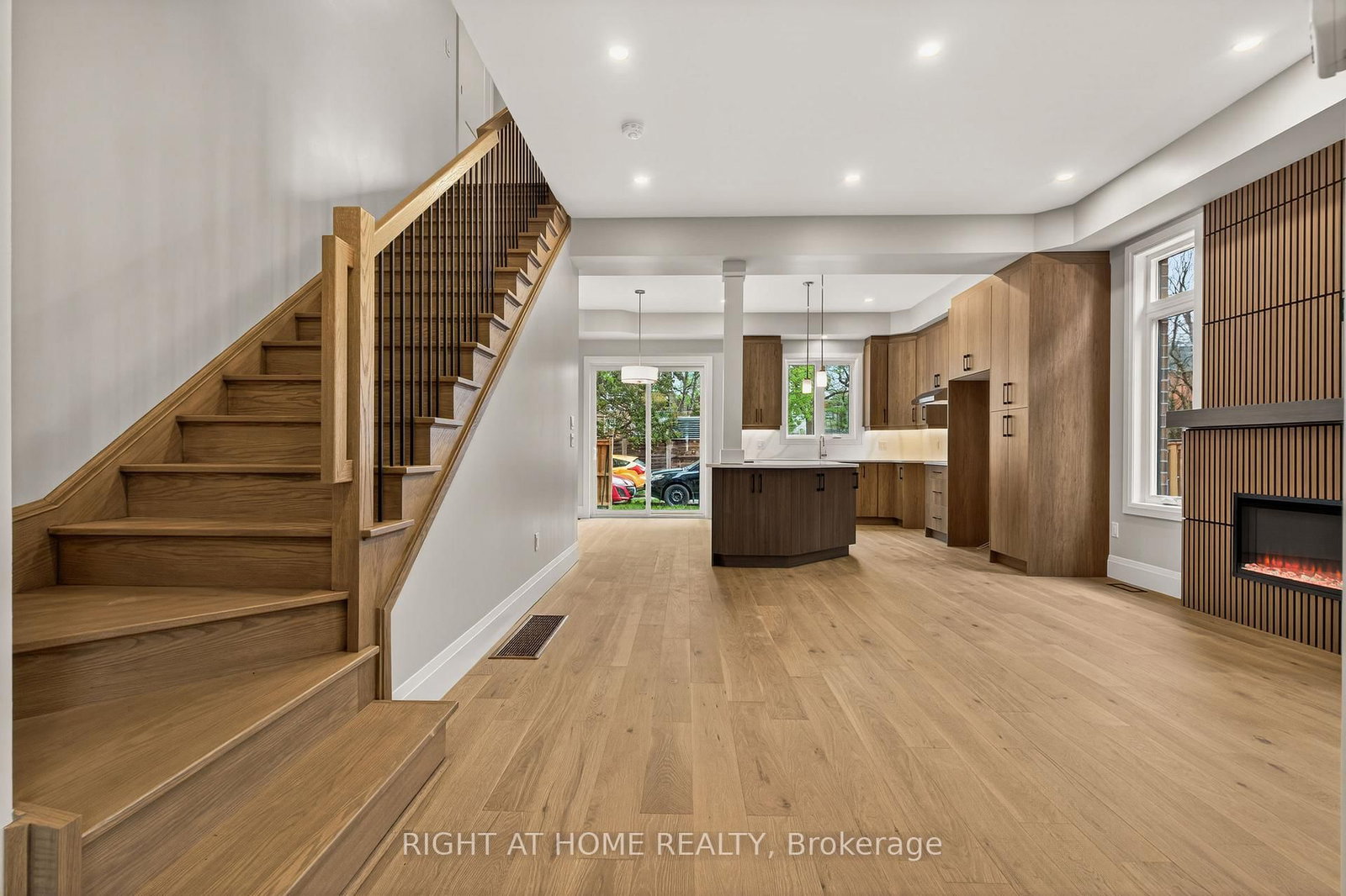 279 Hess Street S • Hamilton, ON photo 20