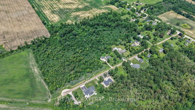 6506 Krista Lane • Southwest Middlesex, ON photo 5