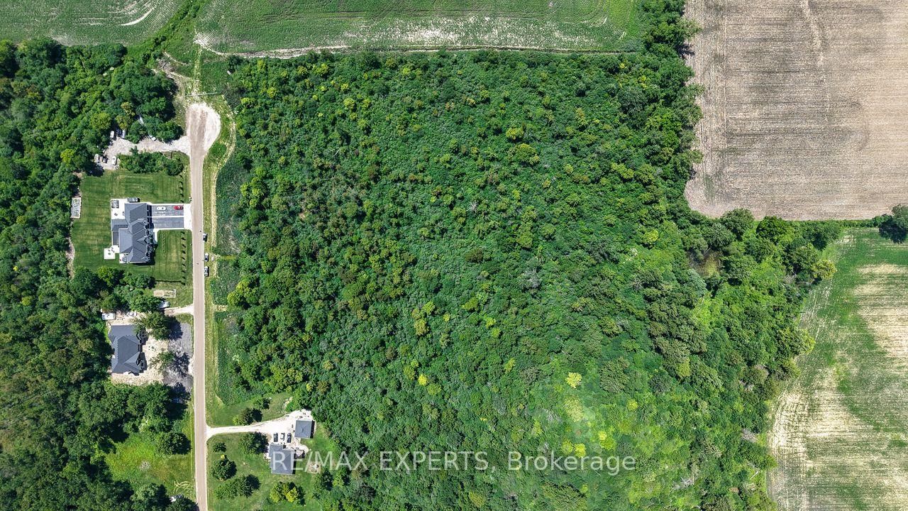 6506 Krista Lane • Southwest Middlesex, ON photo 6