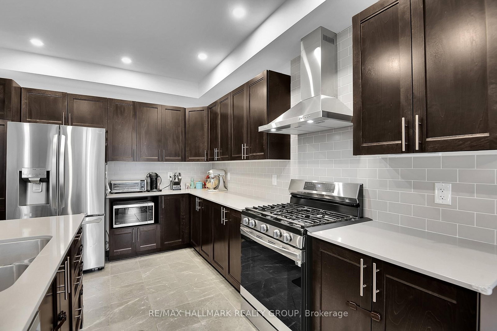 23 Peony Lane • Manotick, ON photo 10