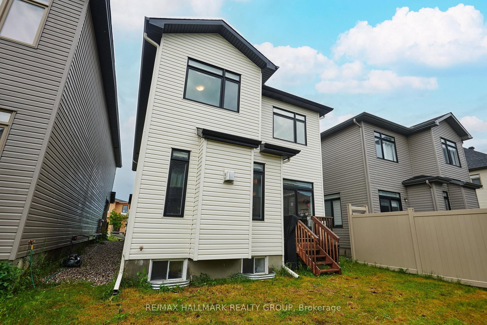 23 Peony Lane • Manotick, ON photo 33