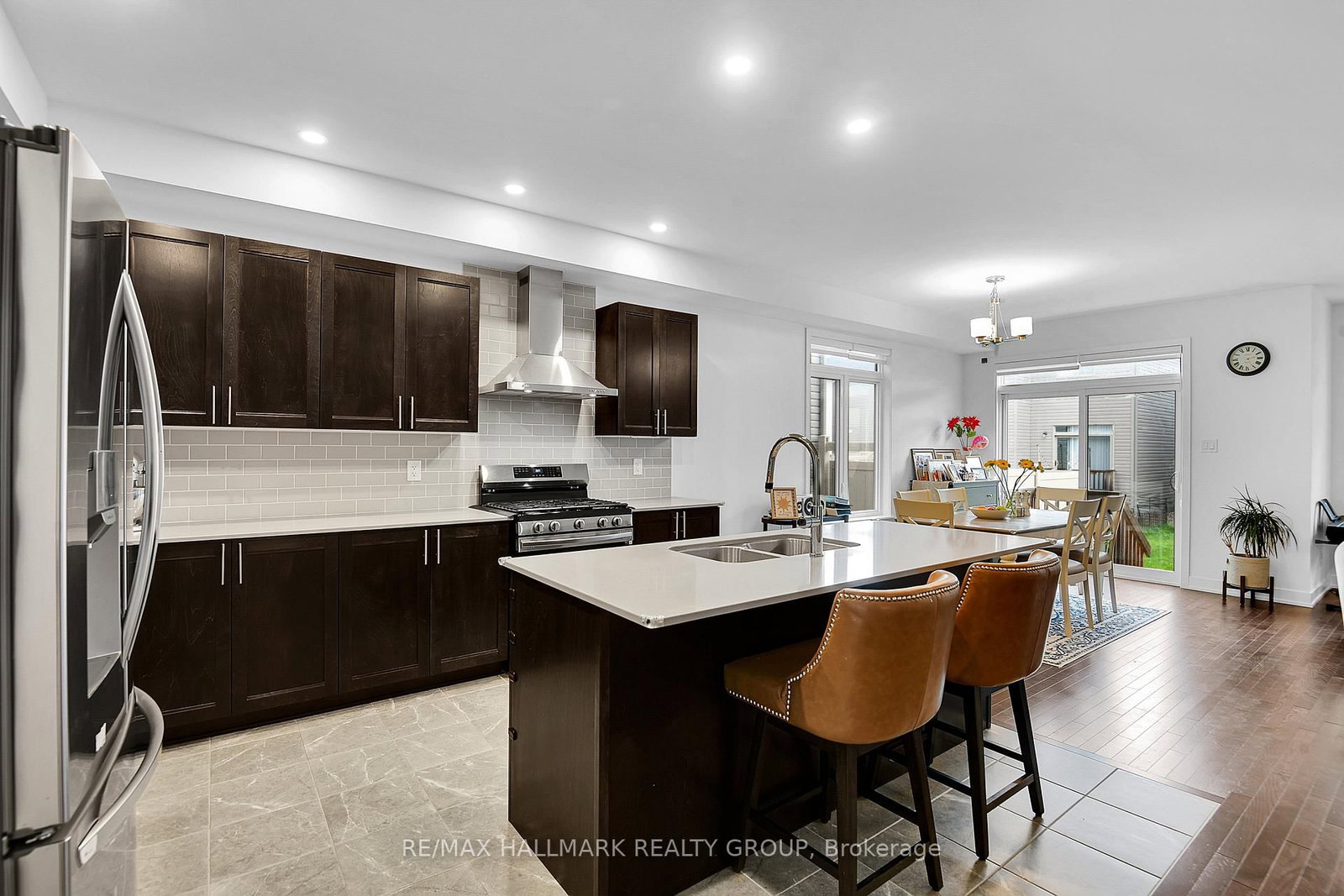 23 Peony Lane • Manotick, ON photo 8
