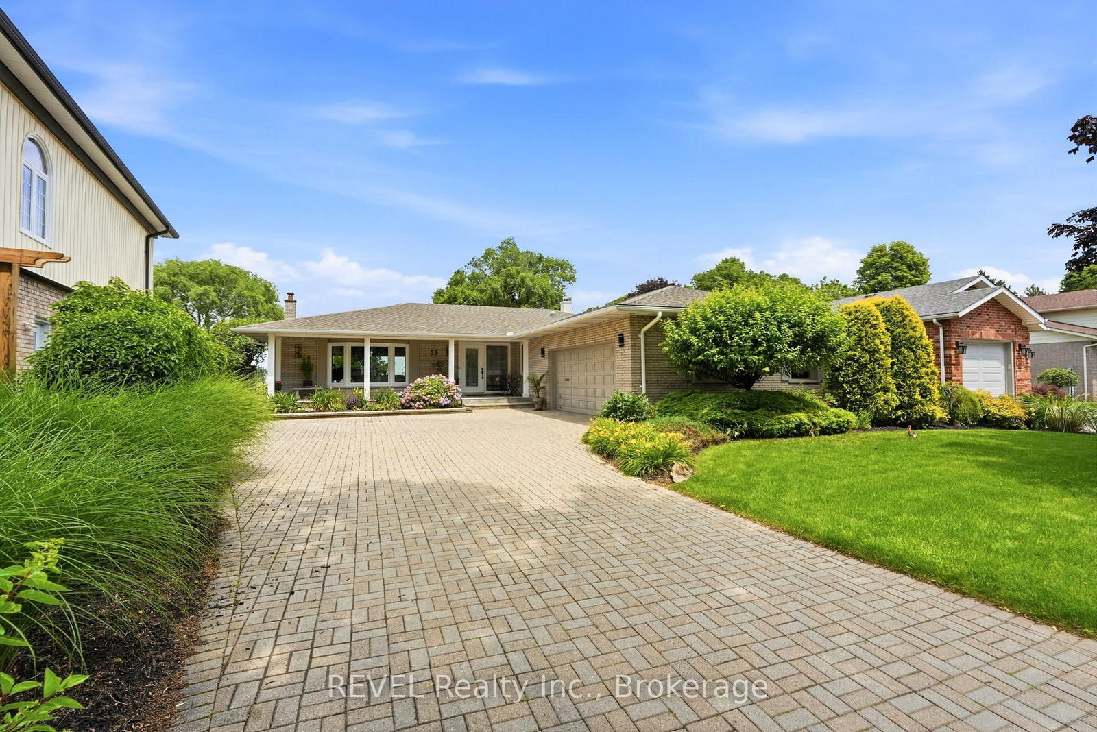 53 Beachview Drive • St. Catharines, ON photo 1