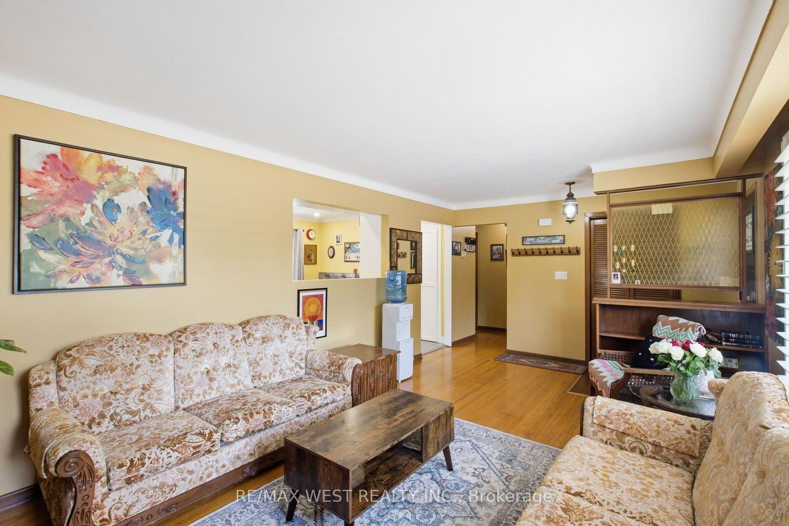 453 Leonard Avenue • Welland, ON photo 6