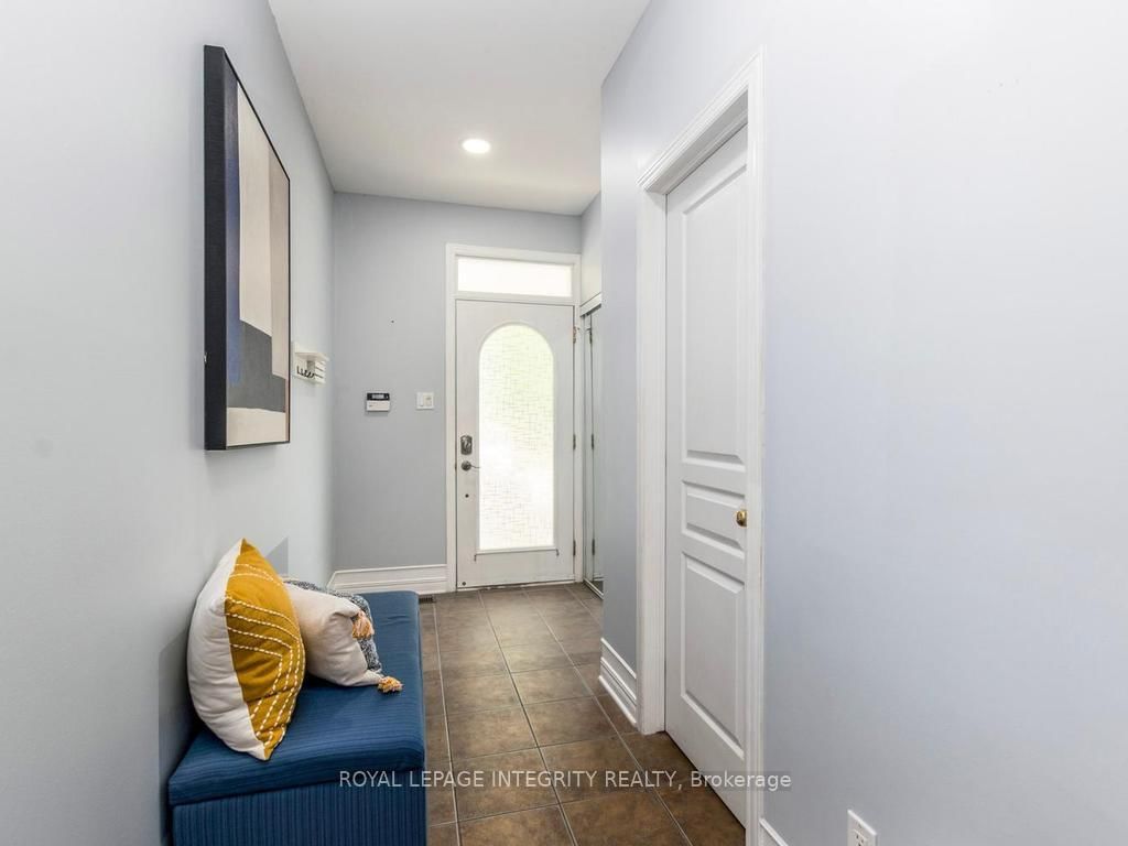 64 Stedman Street • Ottawa, ON photo 5