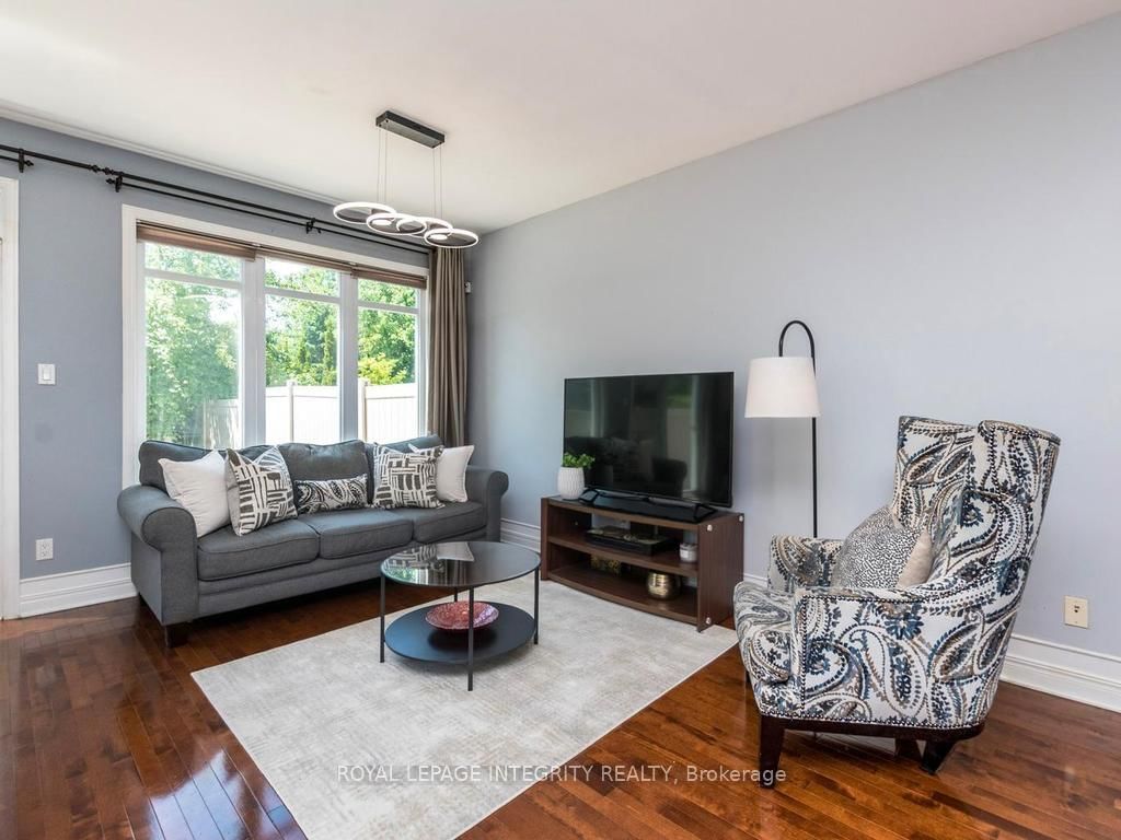 64 Stedman Street • Ottawa, ON photo 7