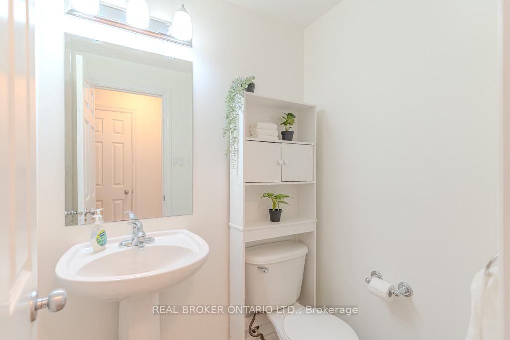 176 Paseo Private • #2 • Ottawa, ON photo 19