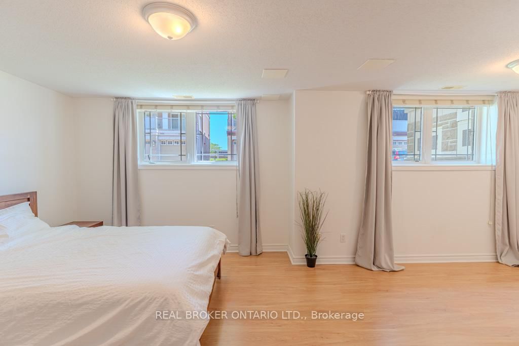 176 Paseo Private • #2 • Ottawa, ON photo 22