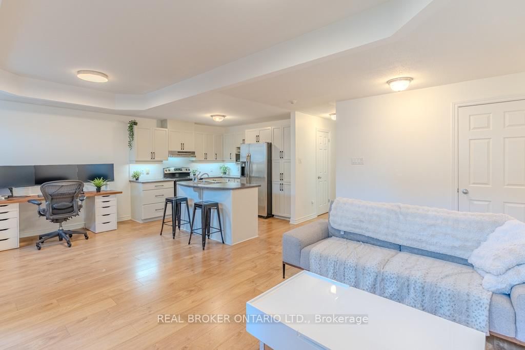 176 Paseo Private • #2 • Ottawa, ON photo 9