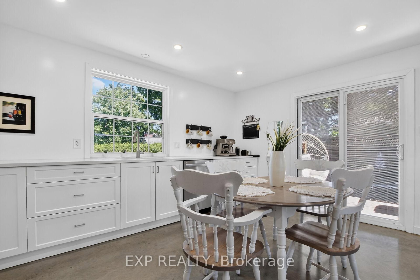 184 James Street • Almonte, ON photo 11