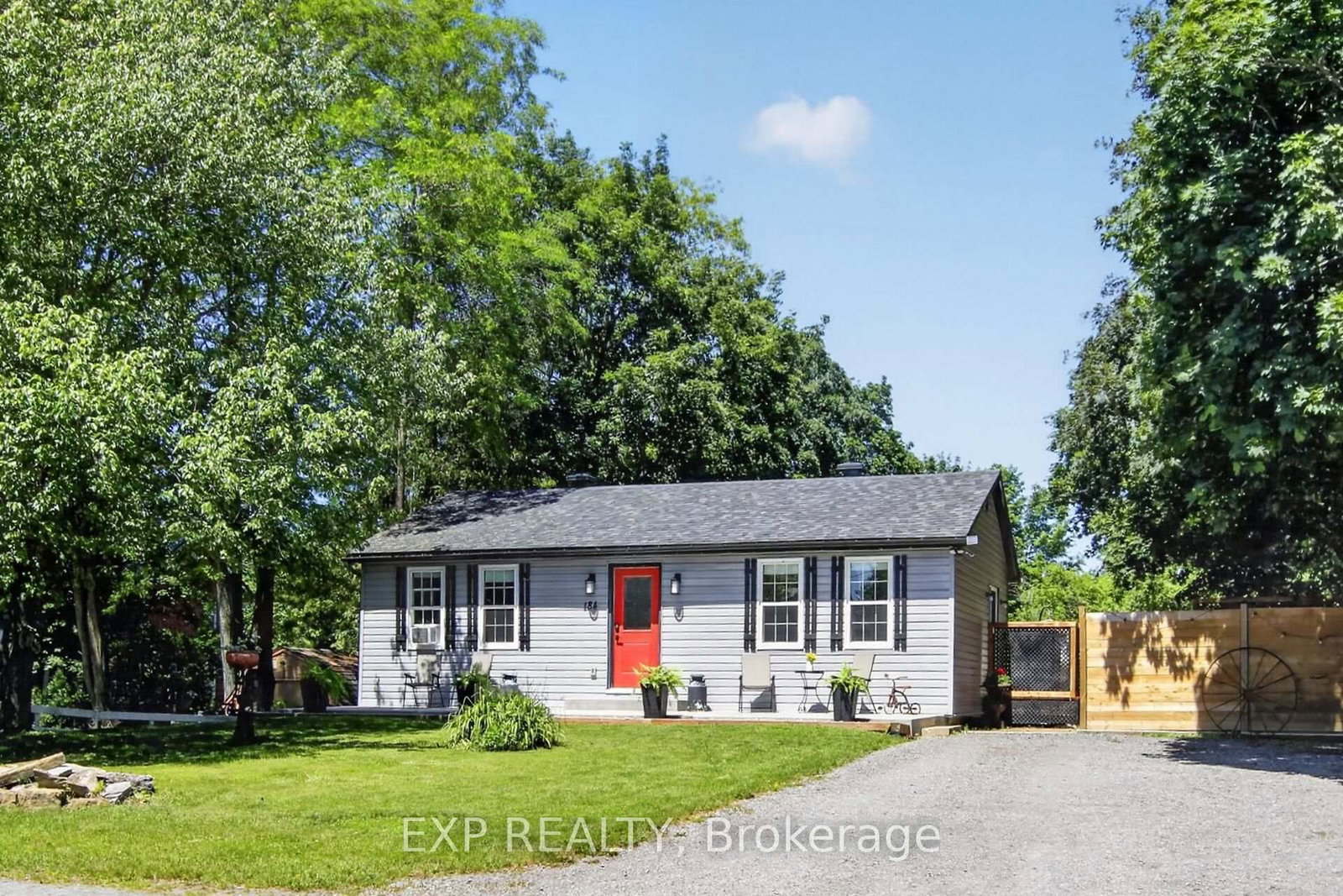 184 James Street • Almonte, ON photo 35