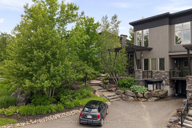 76 Carrick Trail