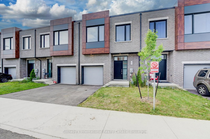 14 - 416 Dundas Street S