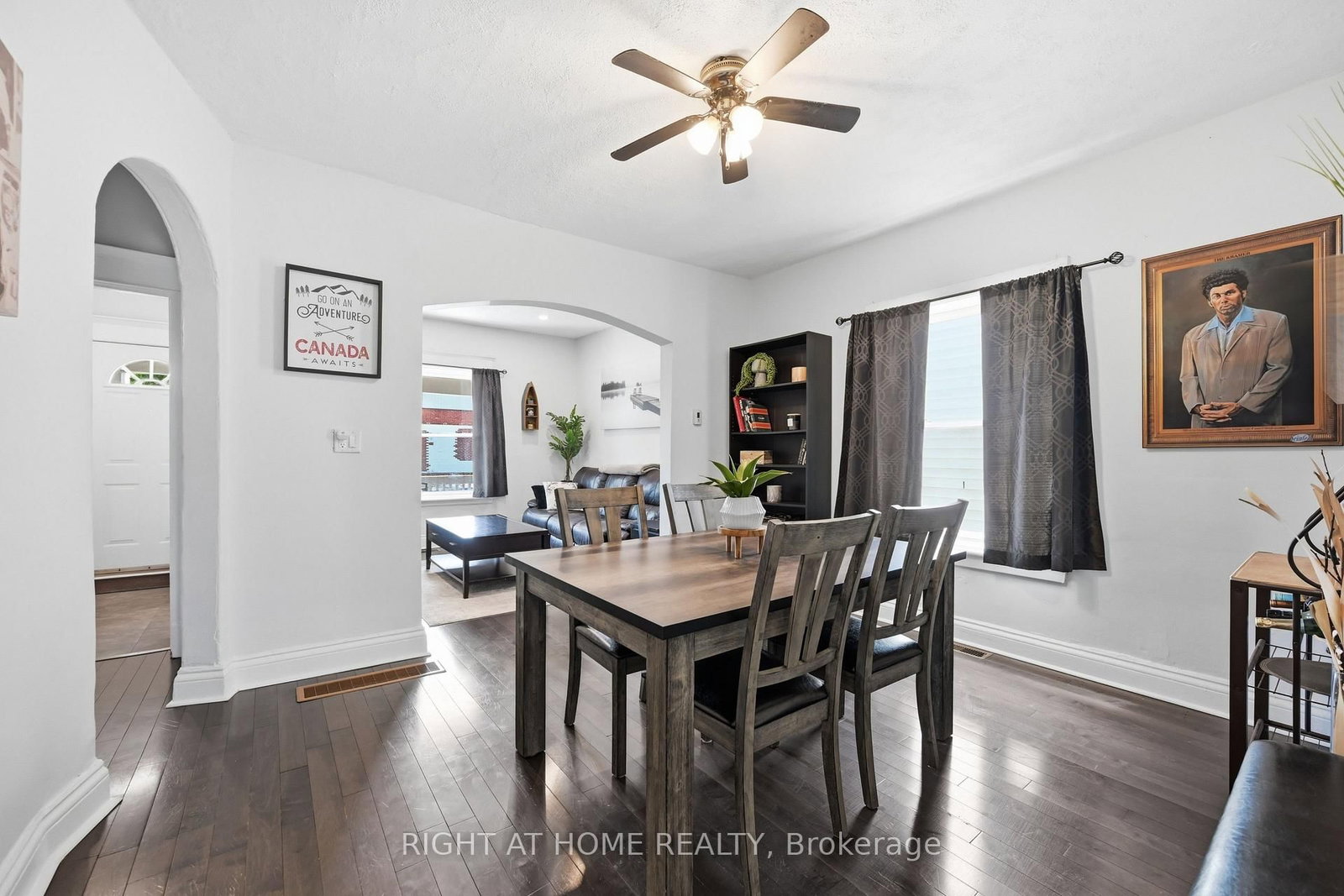 69 Hillyard Street • Hamilton, ON photo 12