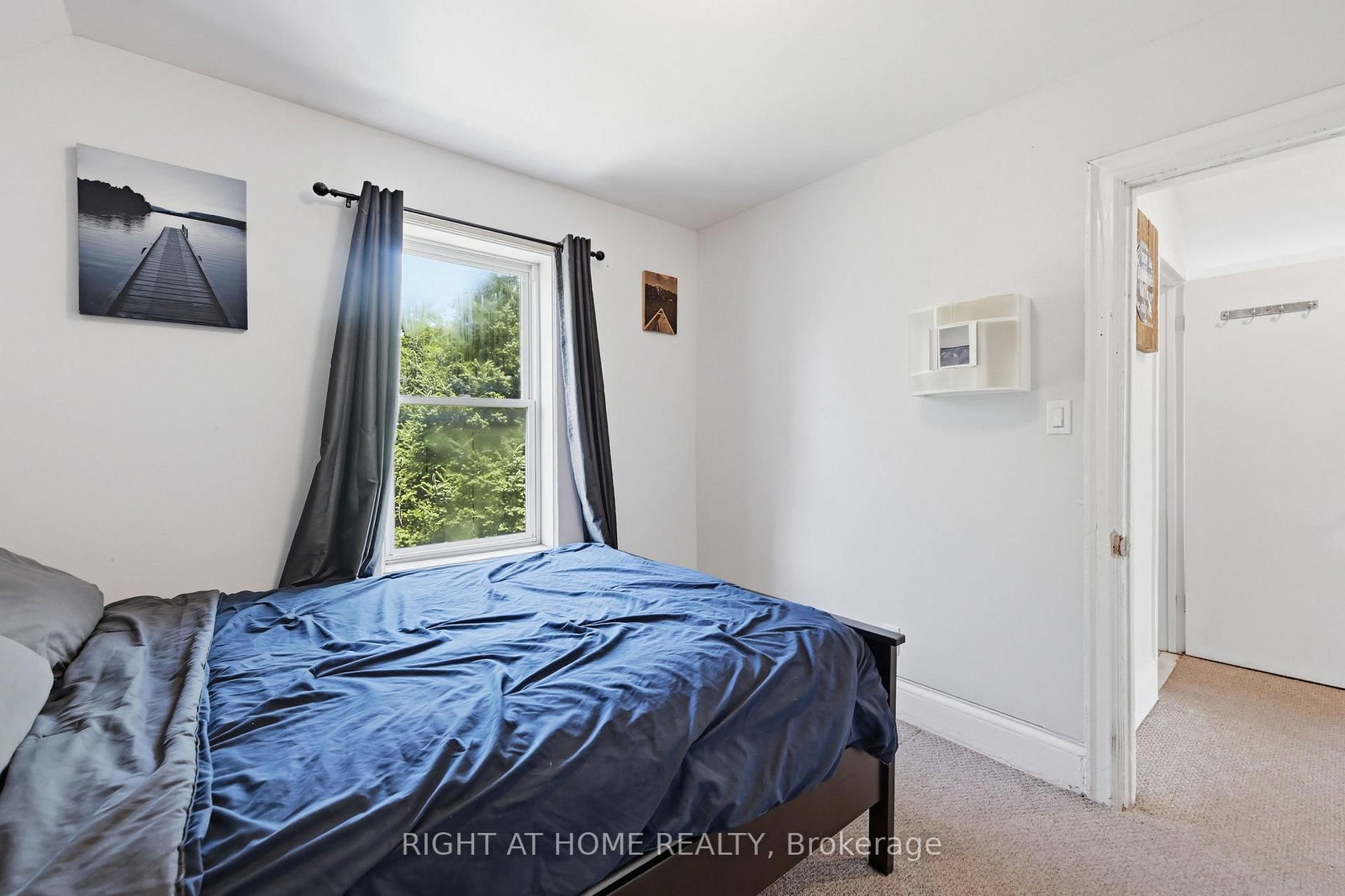 69 Hillyard Street • Hamilton, ON photo 24