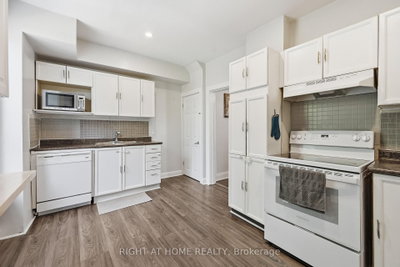 69 Hillyard Street • Hamilton, ON photo 5