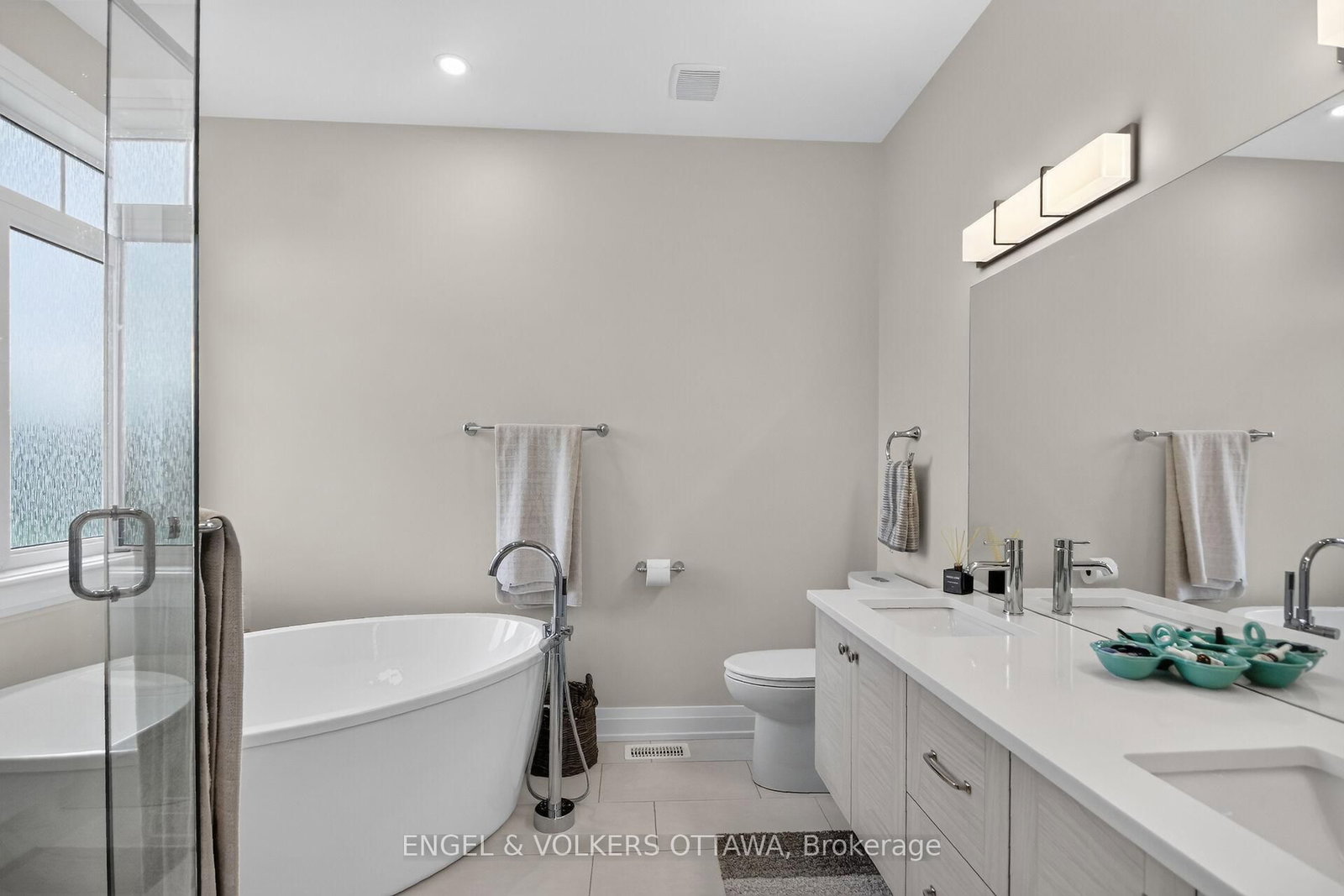 100 Lake Trail Road • Greely, ON photo 23