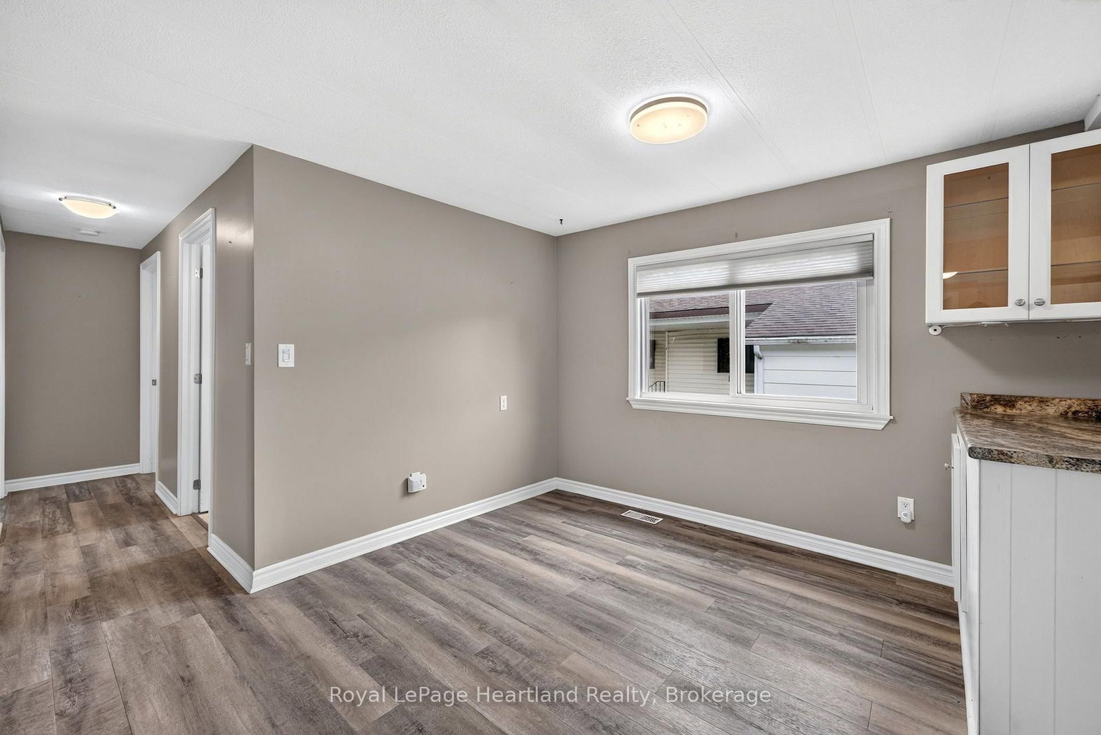 12 Velma Street • Strathroy-Caradoc, ON photo 10