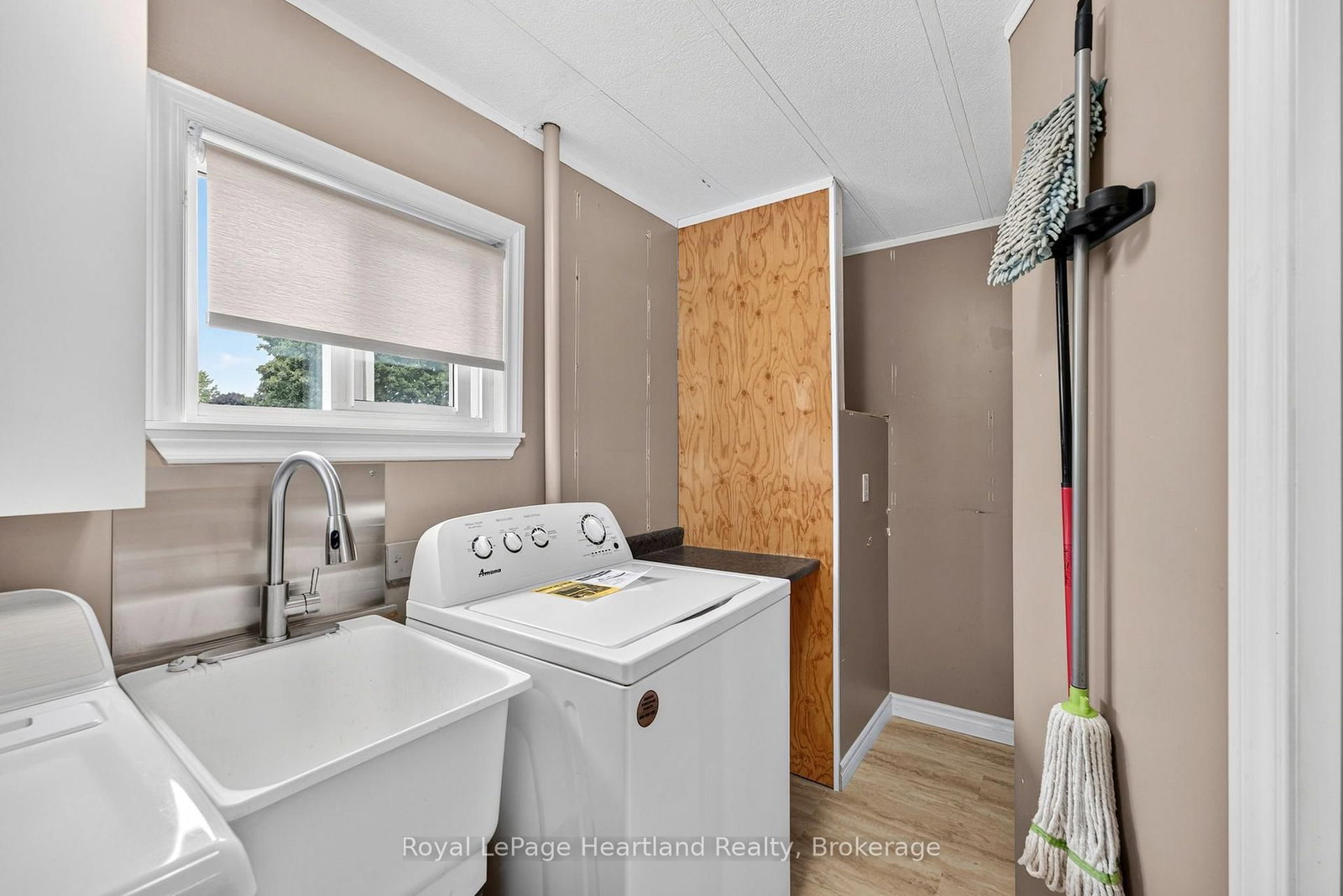 12 Velma Street • Strathroy-Caradoc, ON photo 20