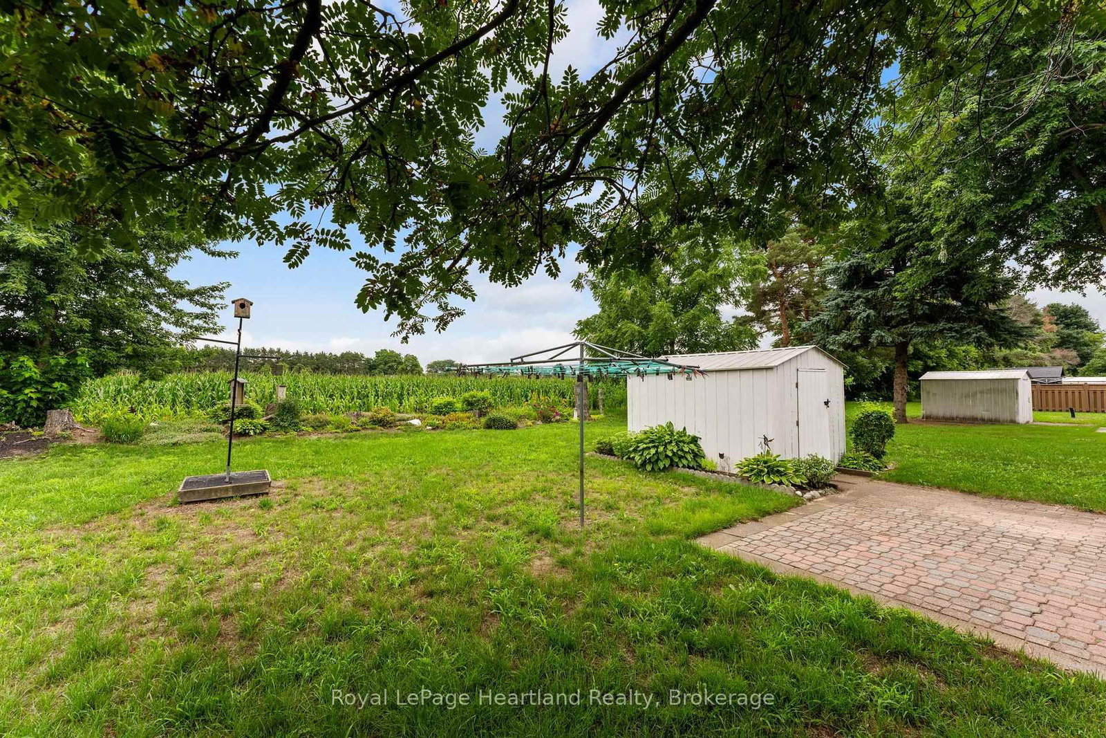12 Velma Street • Strathroy-Caradoc, ON photo 36