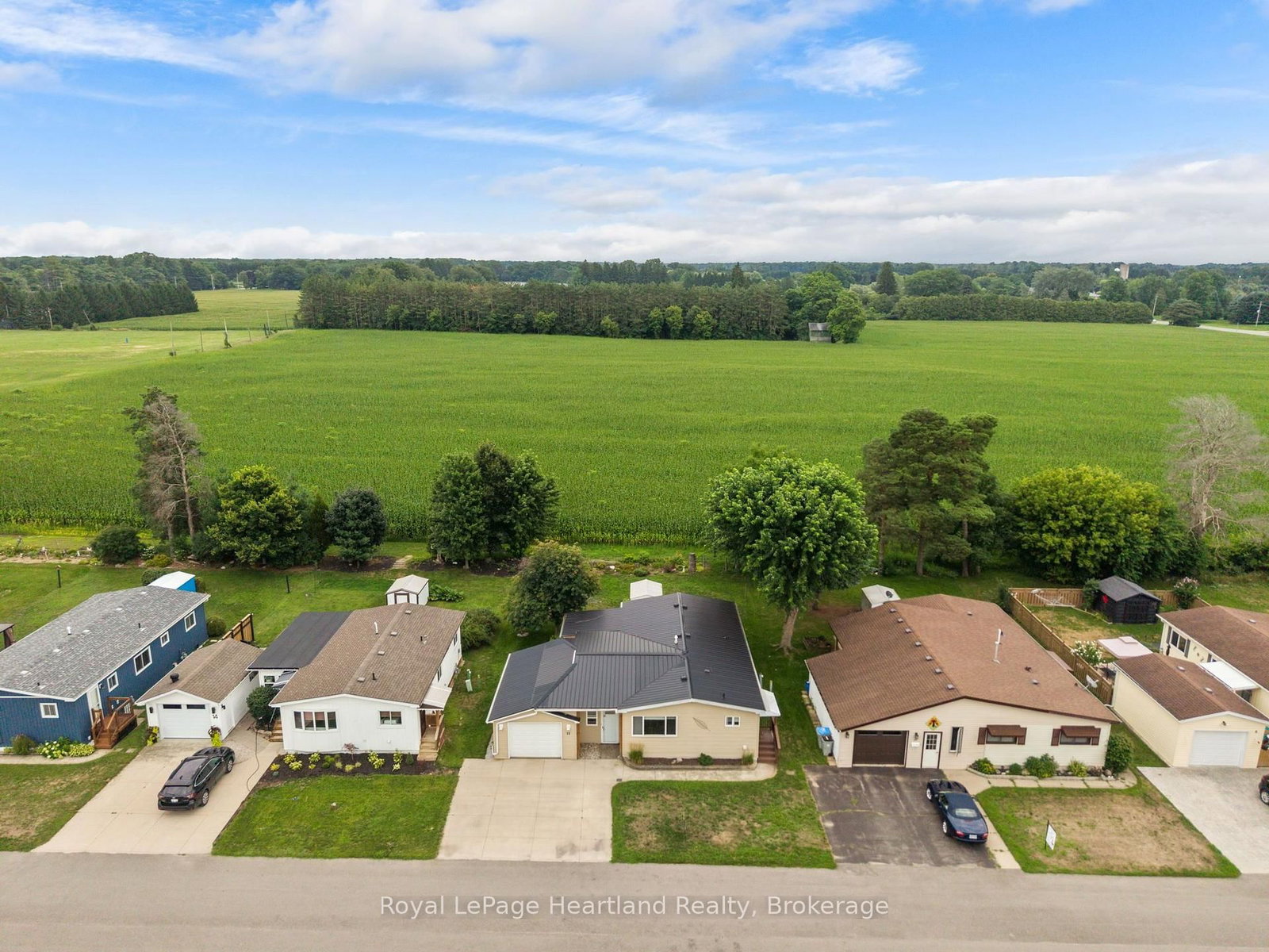 12 Velma Street • Strathroy-Caradoc, ON photo 47