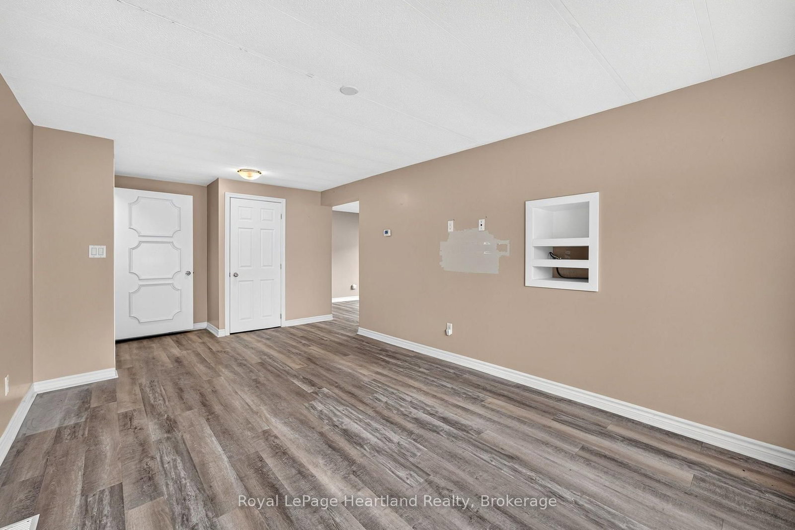 12 Velma Street • Strathroy-Caradoc, ON photo 7