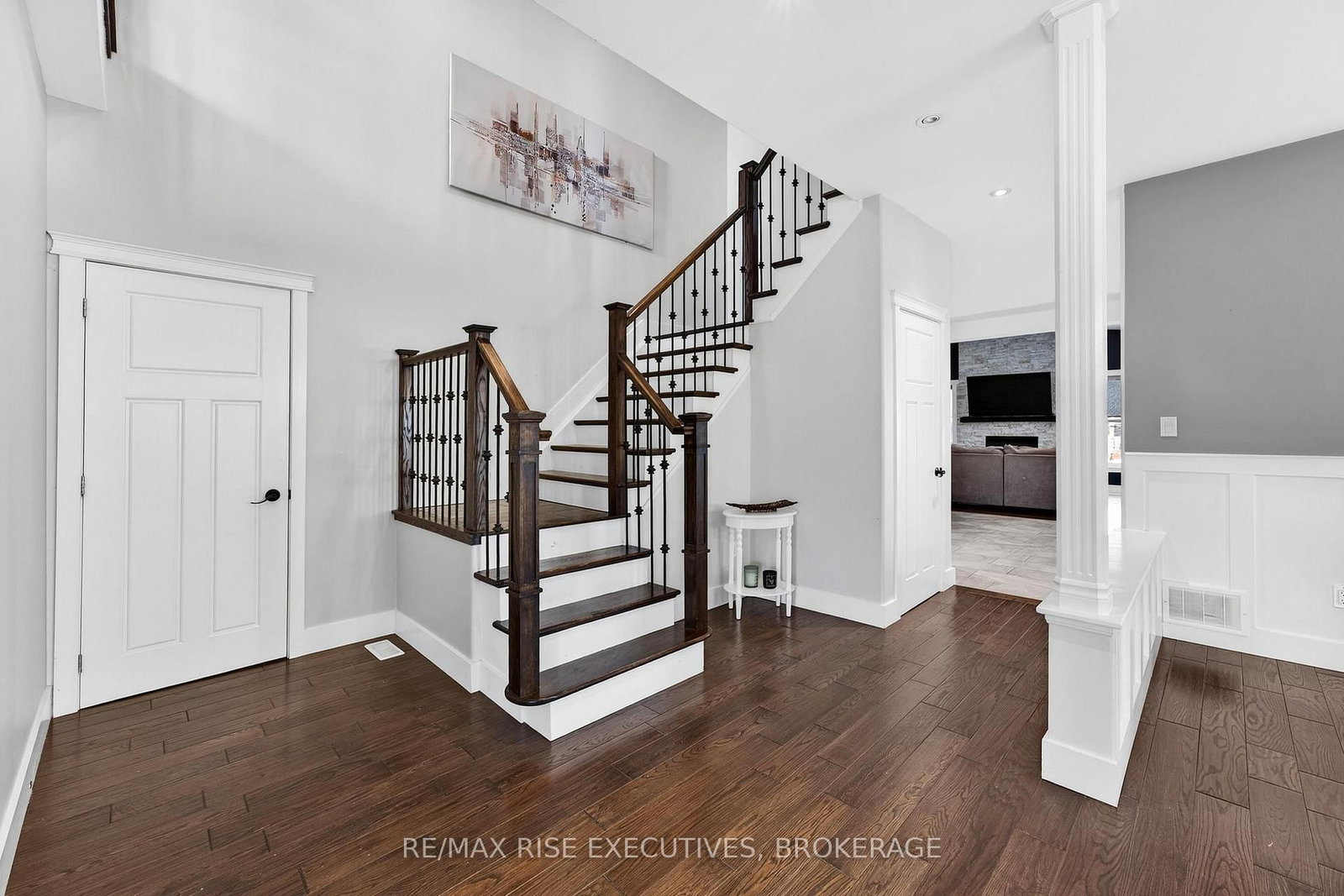 700 Stonehenge Street • Kingston, ON photo 16