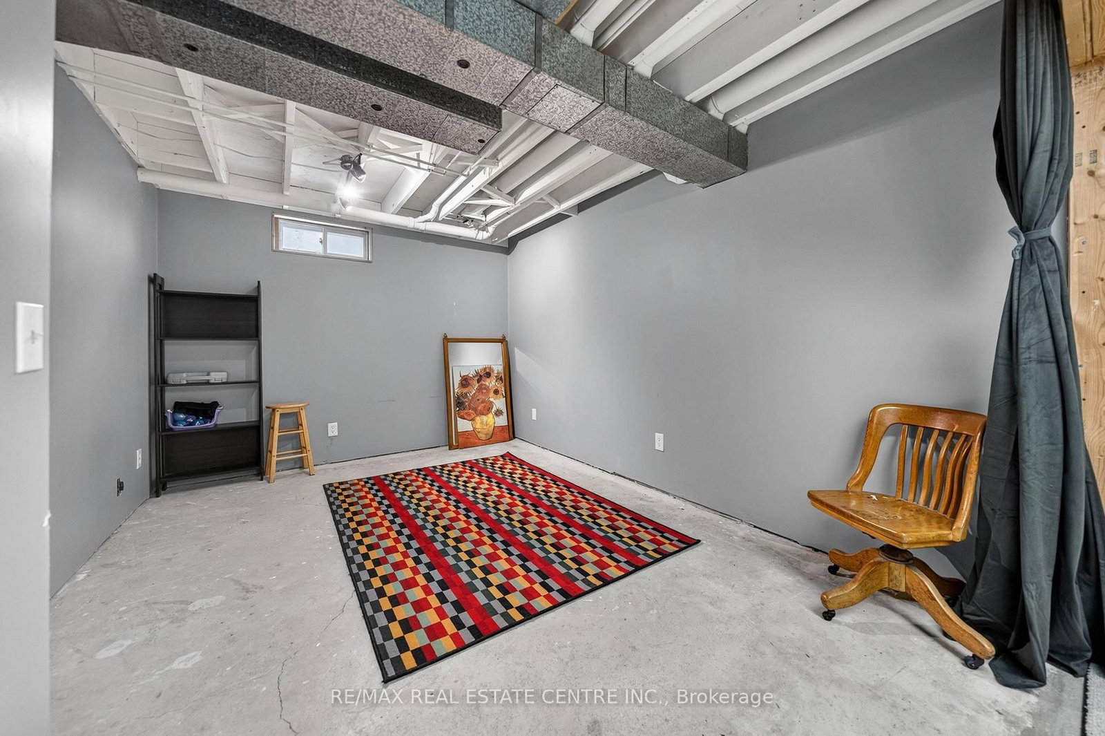 Listing Image 33