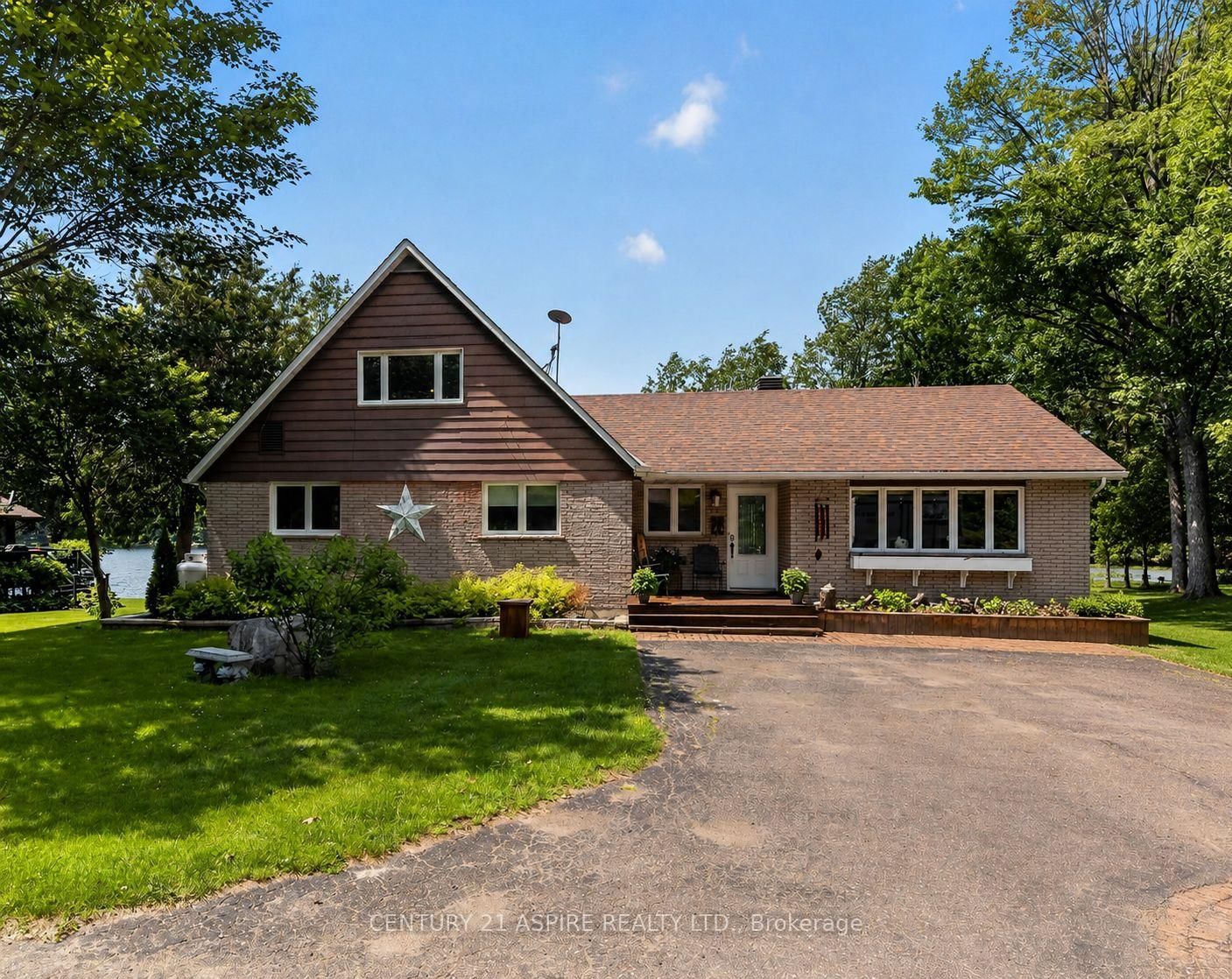324 Rantz Road • Petawawa, ON photo 2