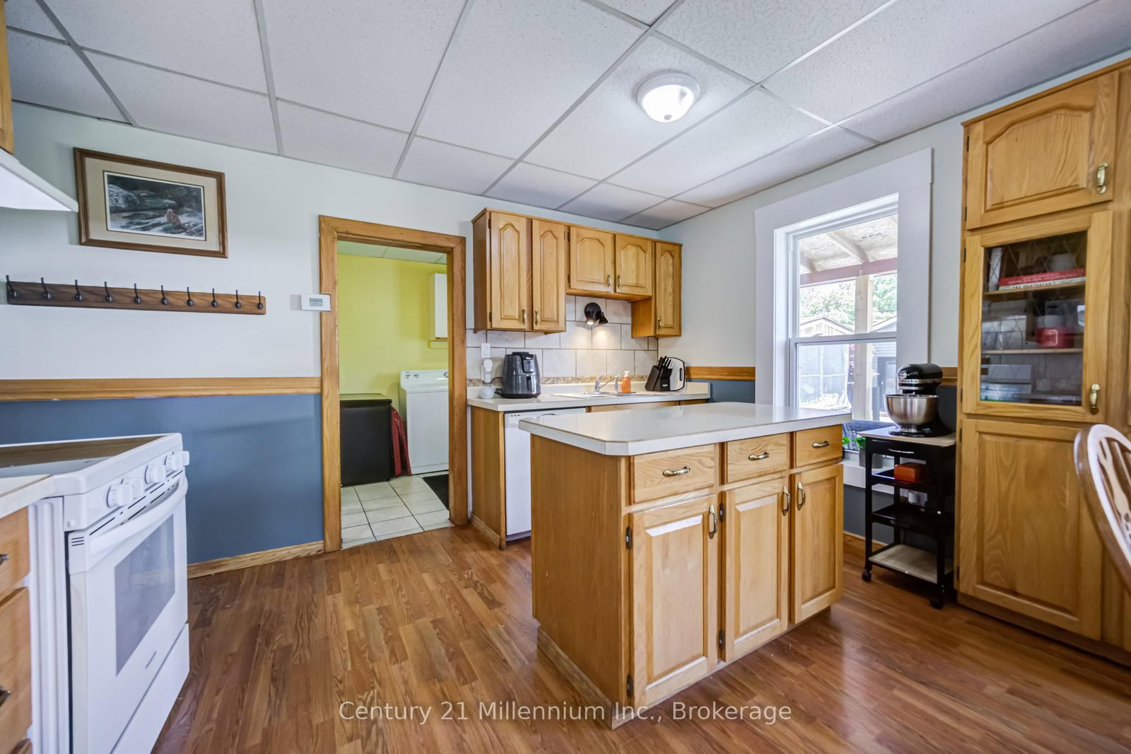 411 Taylor Street • South Bruce Peninsula, ON photo 11