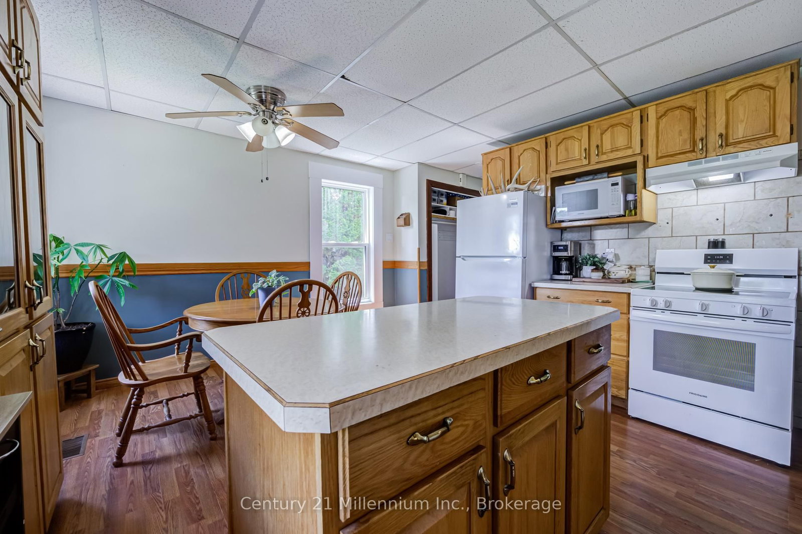 411 Taylor Street • South Bruce Peninsula, ON photo 17