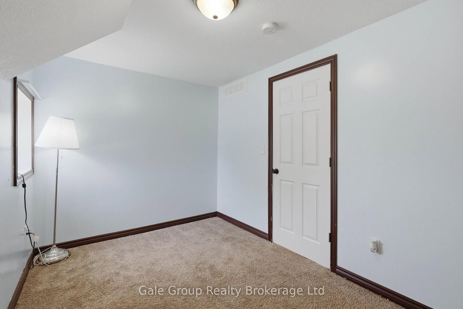 853 Norfolk County 28 Road • Norfolk, ON photo 26