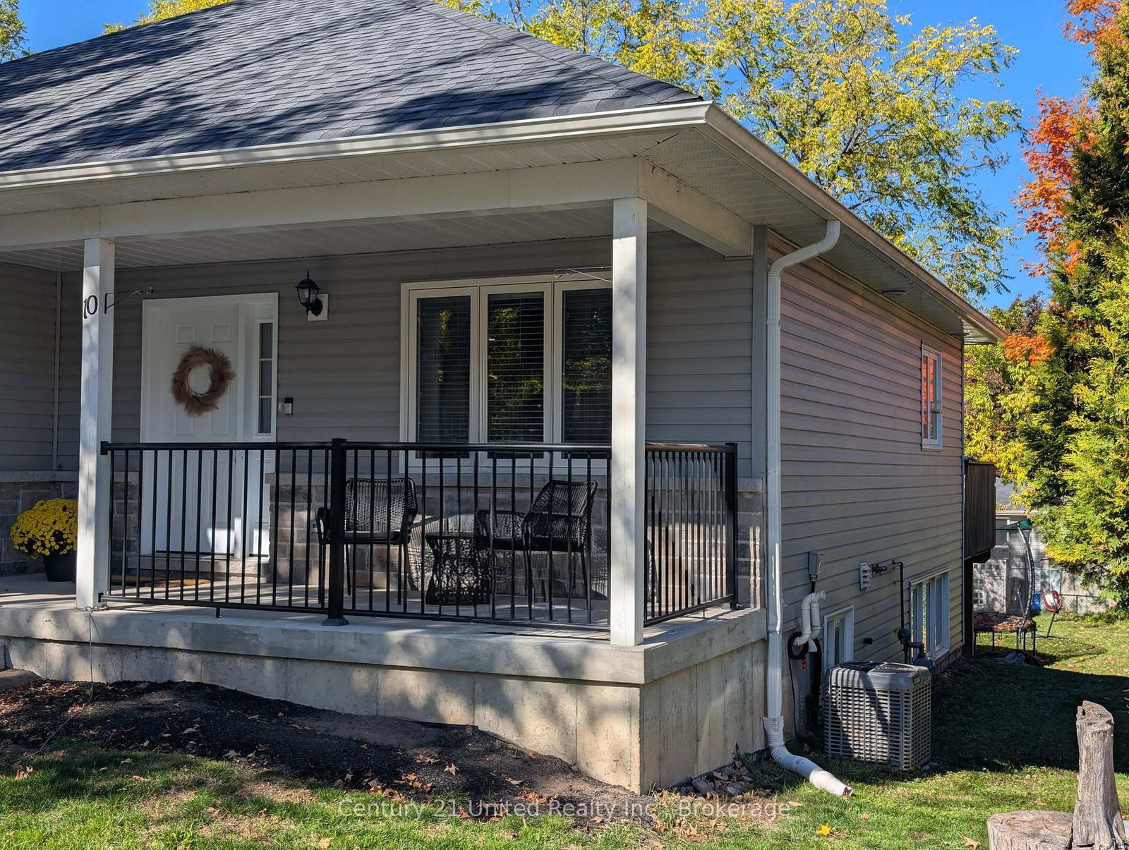 10 William Street • Selwyn, ON photo 3