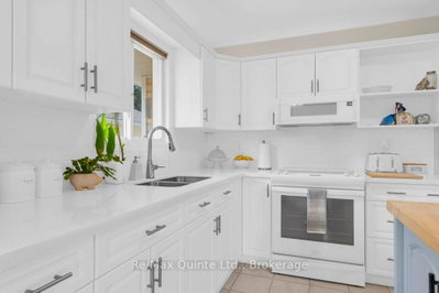 2 Heritage Drive • Prince Edward County, ON photo 6