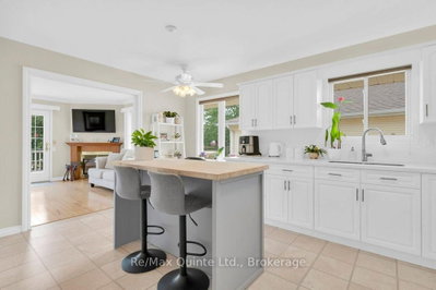 2 Heritage Drive • Prince Edward County, ON photo 8
