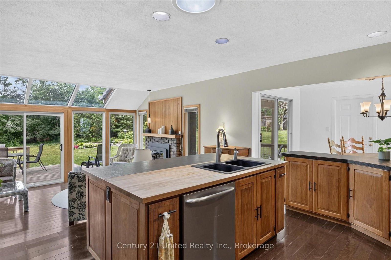 130 Earlwood Drive • Peterborough, ON photo 13