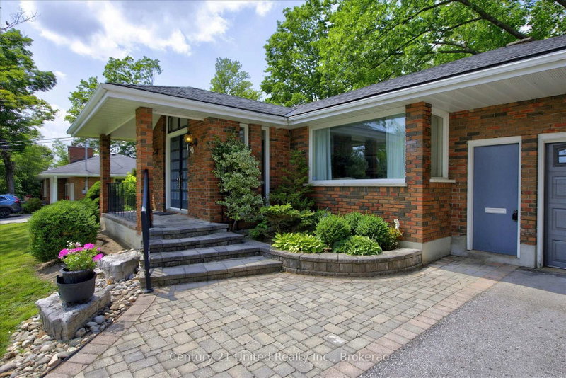 130 Earlwood Drive