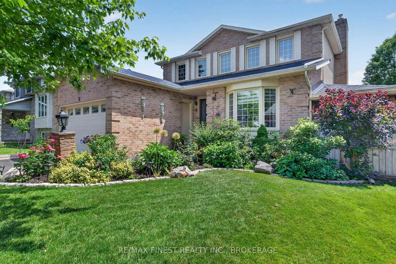 5 Buckingham Crt, Kingston, Ontario