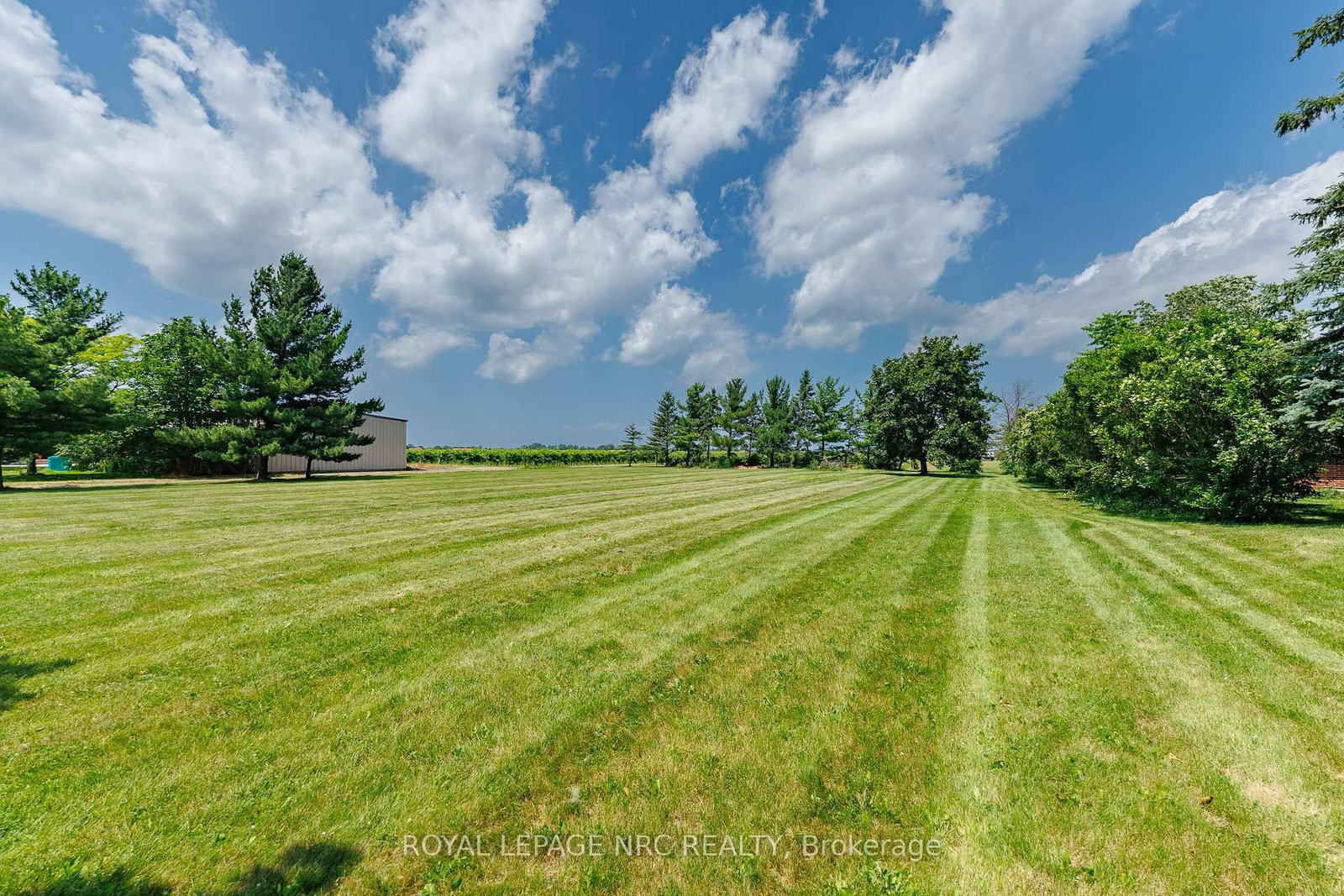 948 Line 3 Road • Niagara-on-the-Lake, ON photo 32