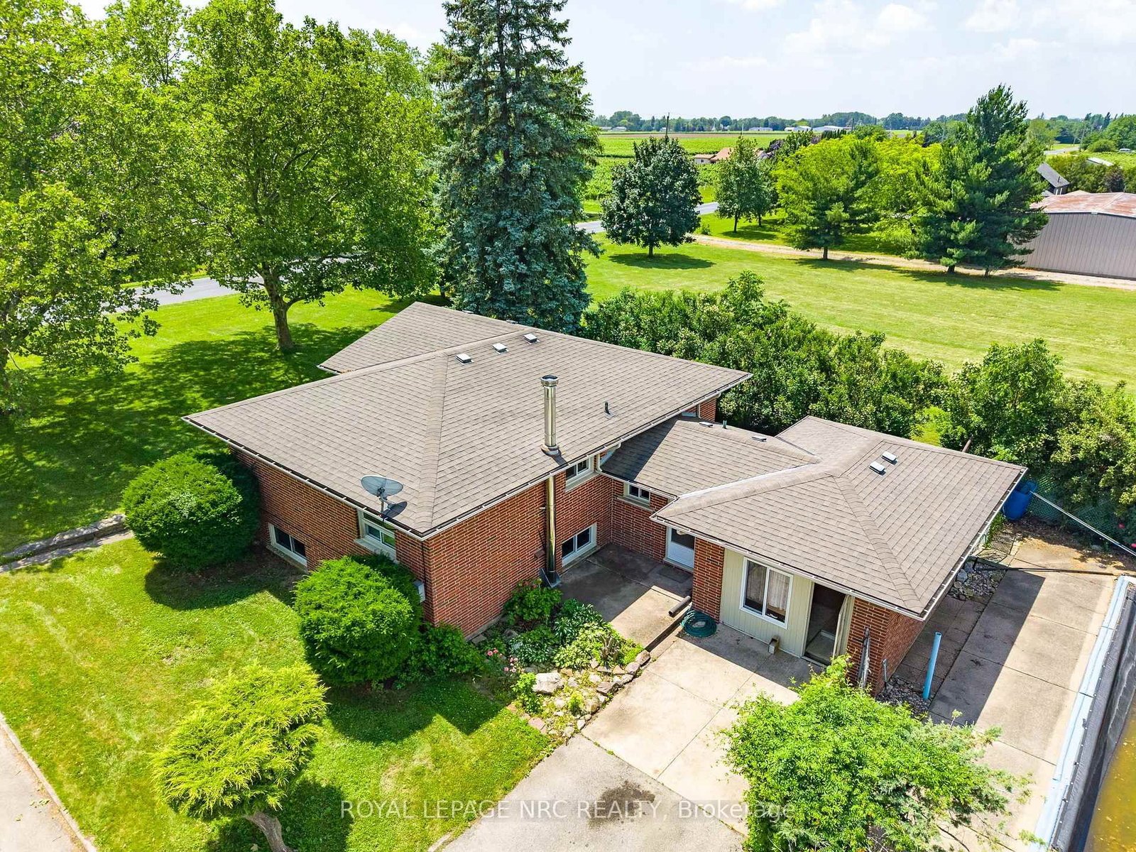 948 Line 3 Road • Niagara-on-the-Lake, ON photo 37