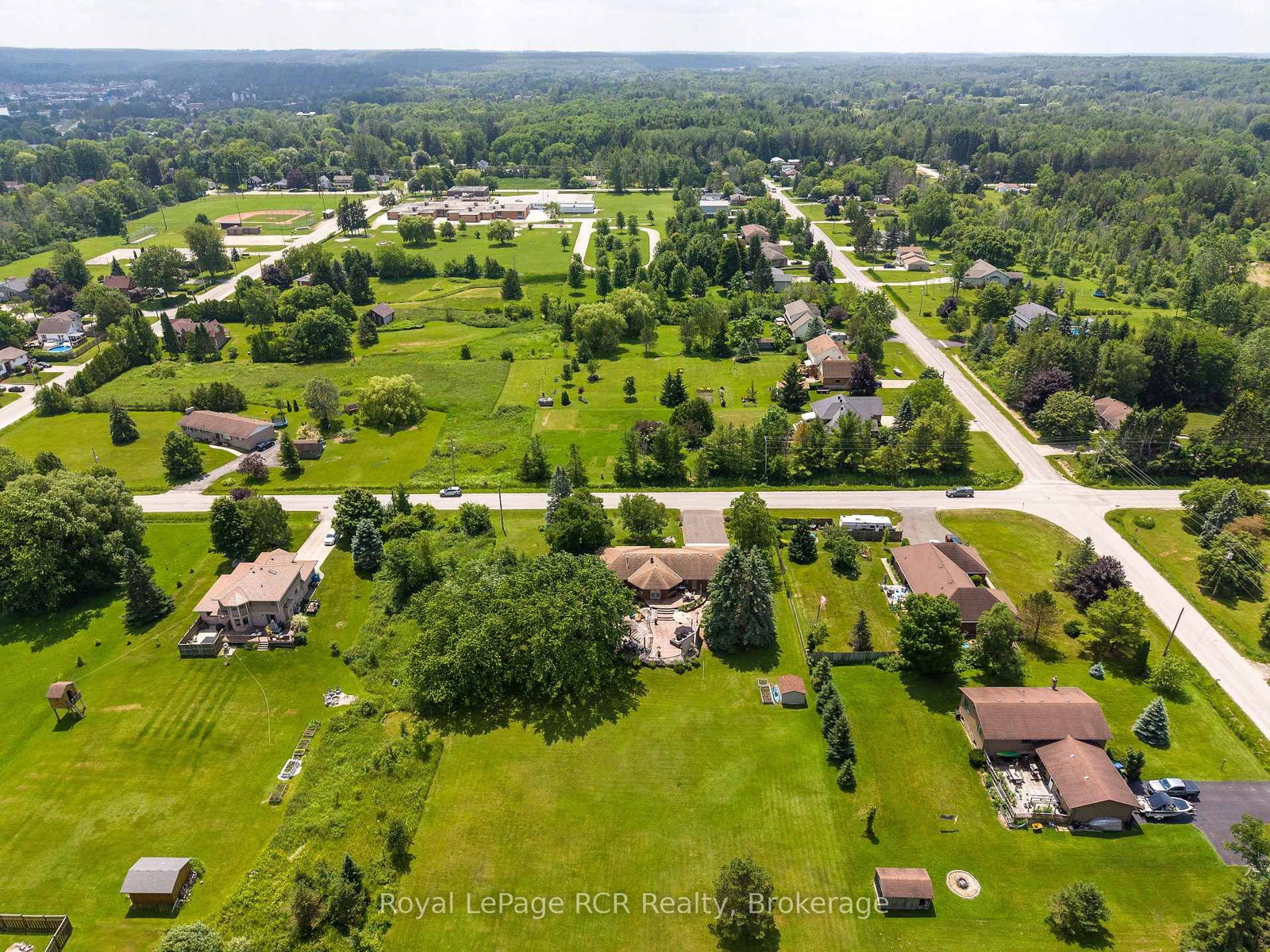 935 27th Street W • Georgian Bluffs, ON photo 31