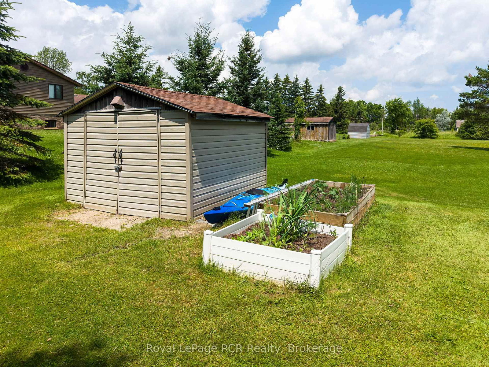 935 27th Street W • Georgian Bluffs, ON photo 41