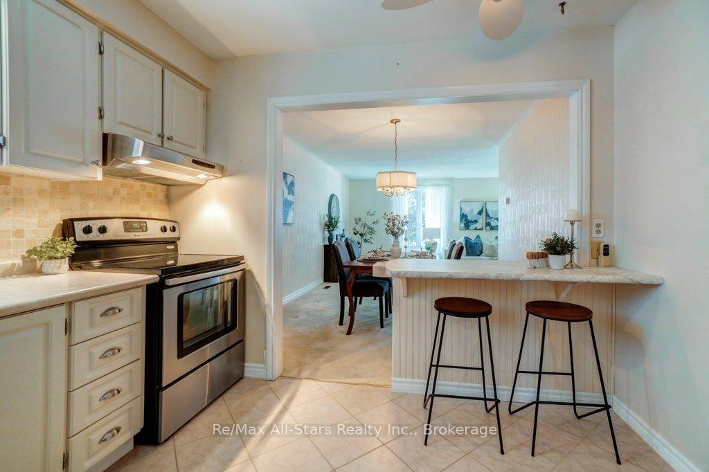 15 Edwin Street • Kawartha Lakes, ON photo 14
