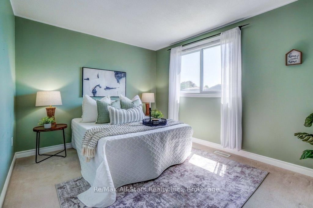 15 Edwin Street • Kawartha Lakes, ON photo 21