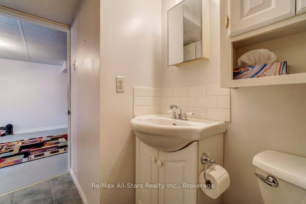 15 Edwin Street • Kawartha Lakes, ON photo 36