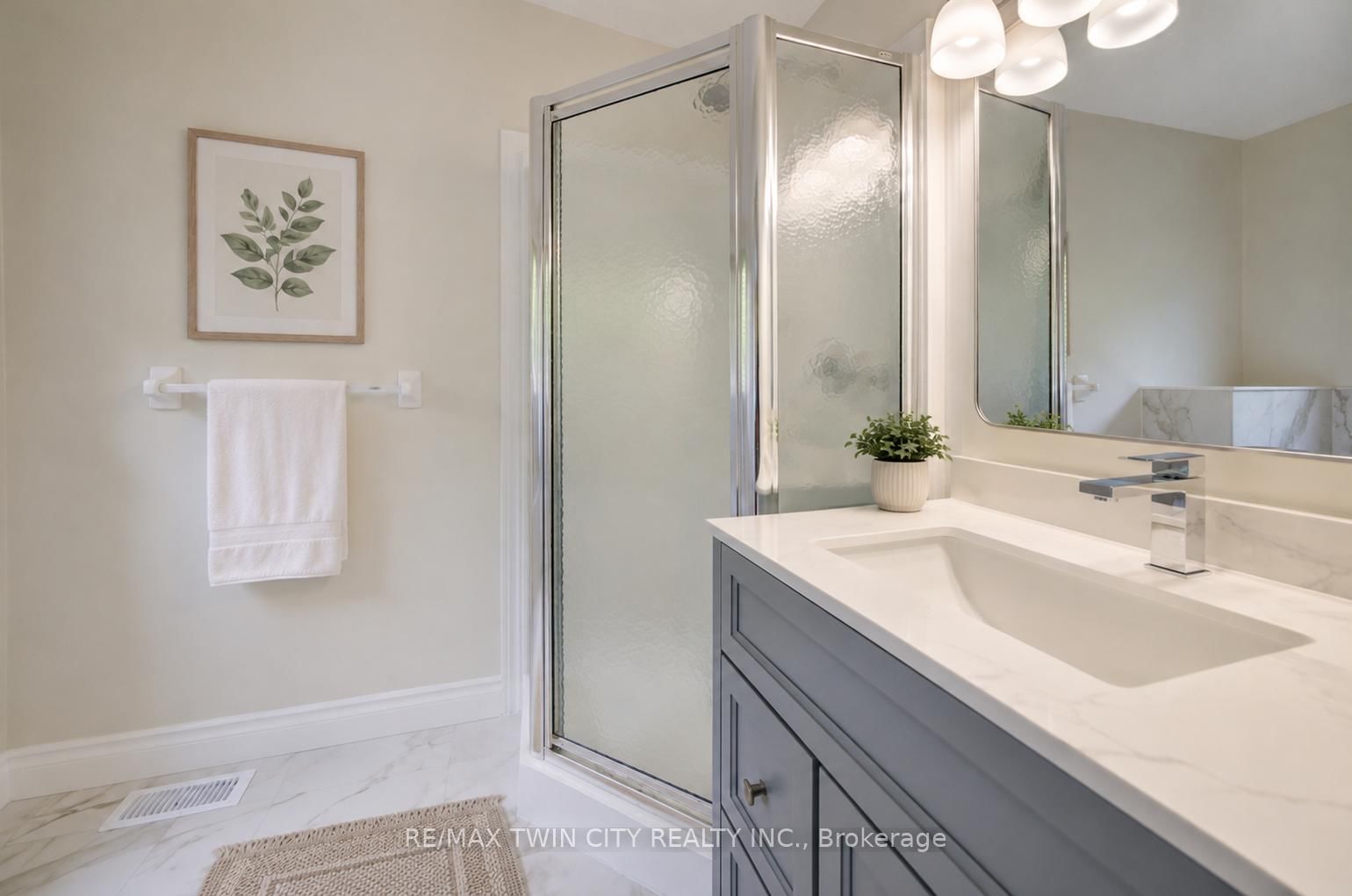 569 Violet Street • Waterloo, ON photo 11
