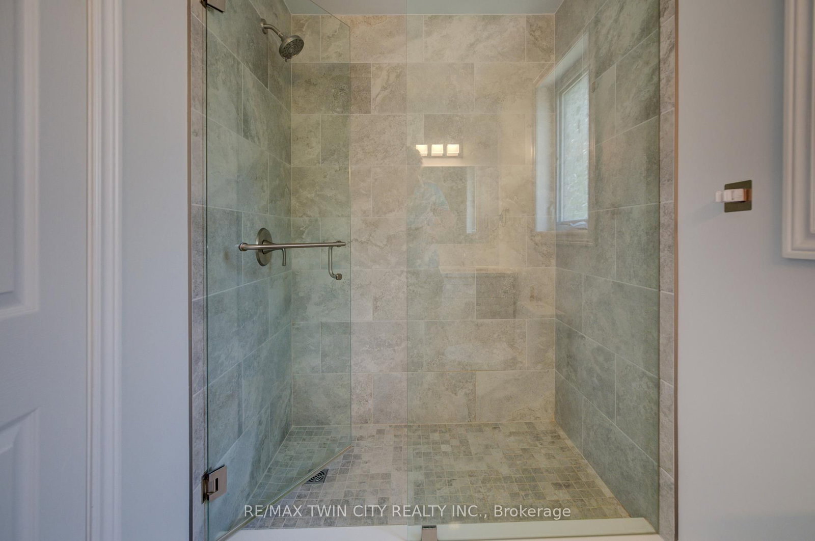 569 Violet Street • Waterloo, ON photo 20