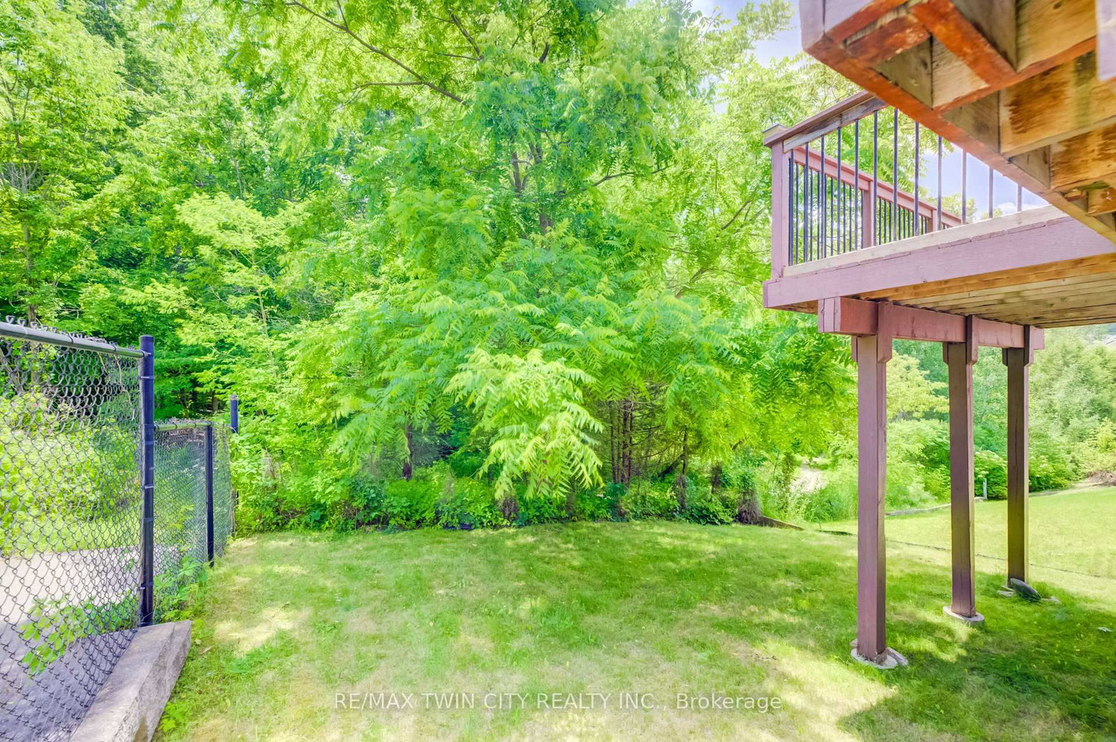 569 Violet Street • Waterloo, ON photo 26