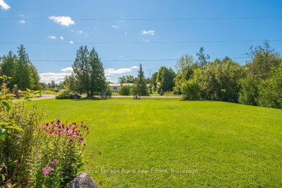 406 Lakehurst Circle Road — photo 6