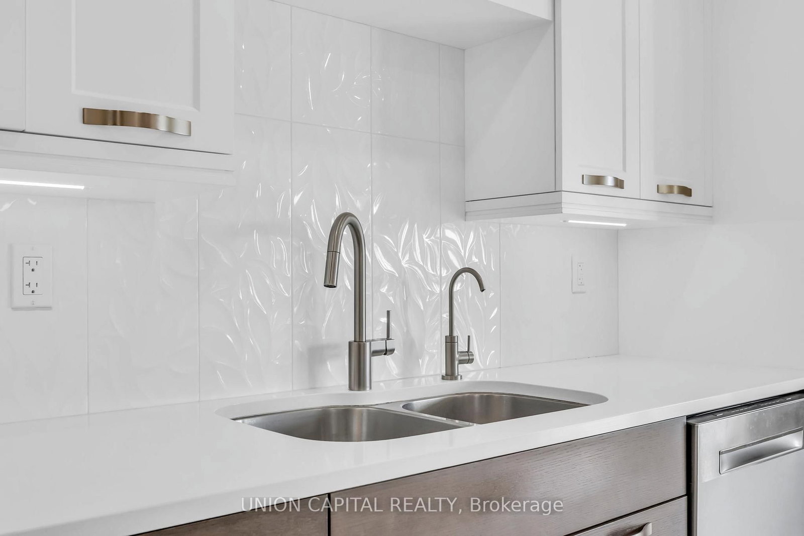 265 Westcourt Place • #502 • Waterloo, ON photo 13